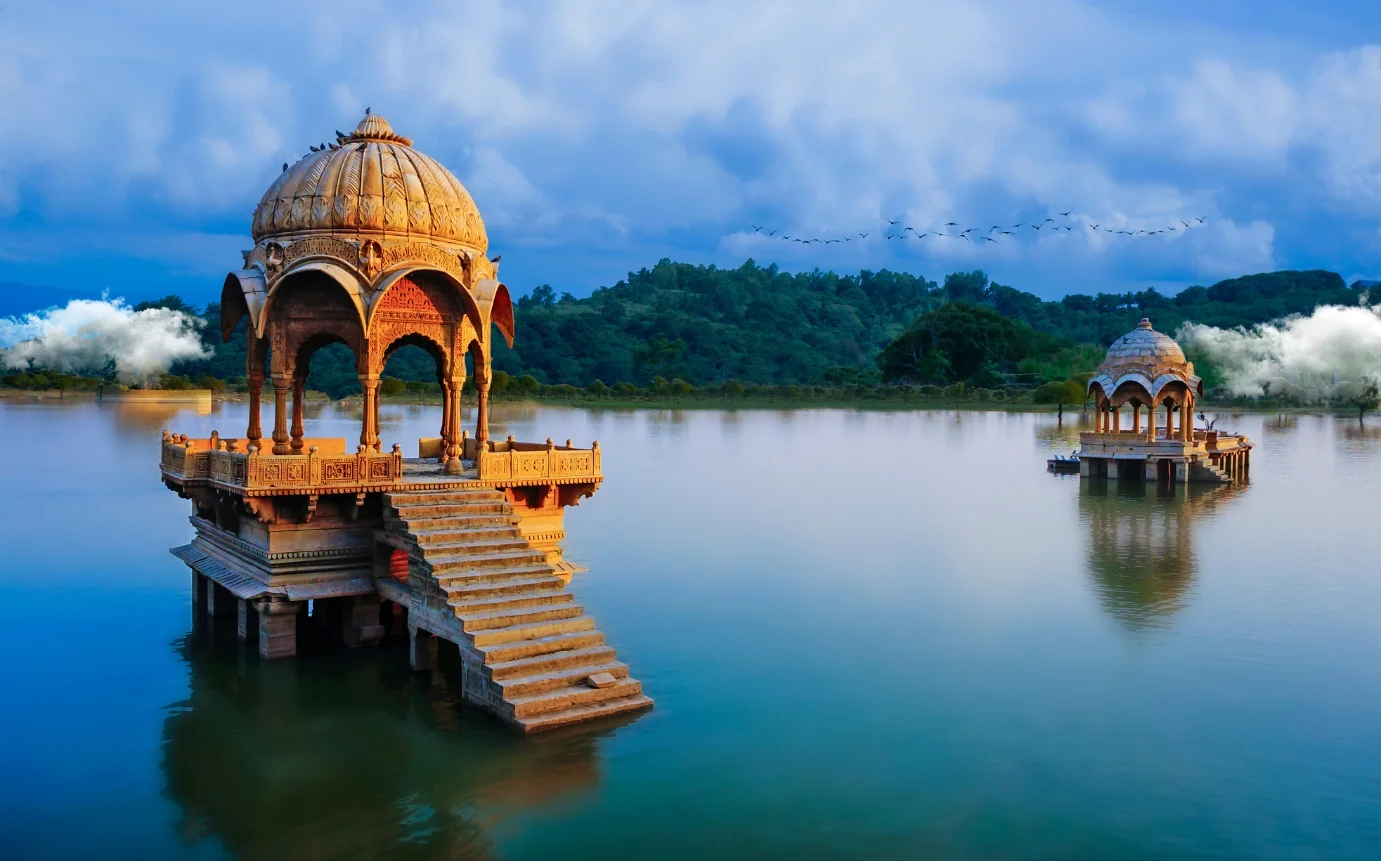 Gadisar Lake